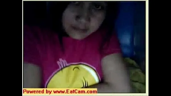 Indonesian bitch webcam show 5 Tiub hangat besar
