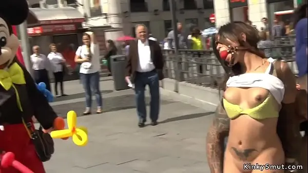 Veľká Spanish babe fucked in public sex shop teplá trubica
