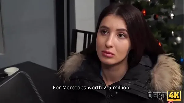 Debt4k. Juciy pussy of teen girl costs enough to close debt for a cool car Tiub hangat besar