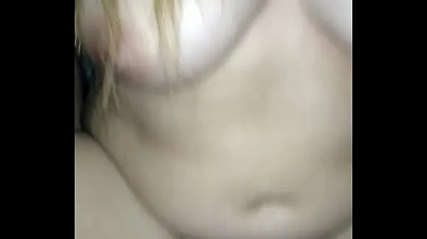 Suuri Argentinian busty blonde babe lämmin putki