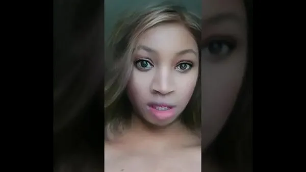 بڑی Kenyan Bitch Sending Nudes To Her Man (6 گرم ٹیوب