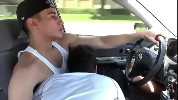 Velká breastfeed in the car teplá trubice