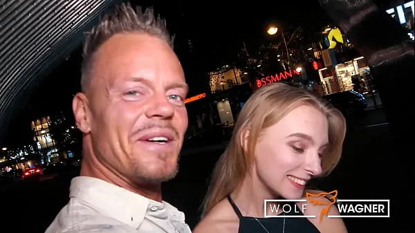 Stort Young Tourist ▼ LILY RAY ▼ fucked on BLIND DATE in BERLIN (FULL SCENE)! ▁▃▅▆ WOLF WAGNER LOVE varmt rör