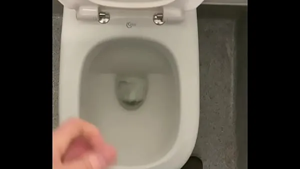 Masturbating in marketplace in public toilets very risky أنبوب دافئ كبير