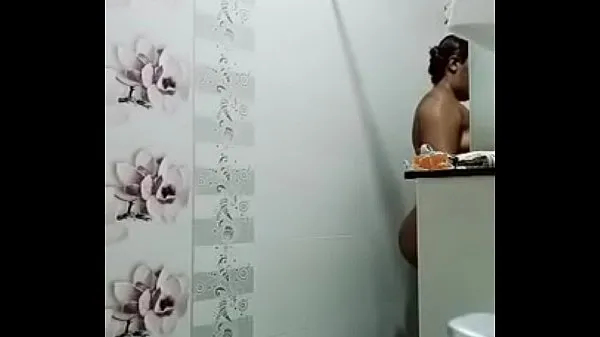 Big Swathi naidu latest bath video part-4 warm Tube