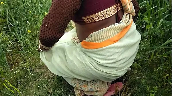 Stort Indian Outdoor Sex Desi Teen Fucking In Hindi varmt rør