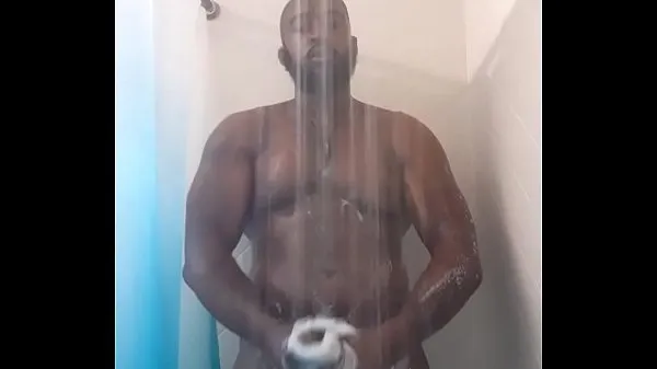 Velika Masturbation in the shower topla cev