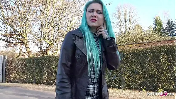 大GERMAN SCOUT - GREEN HAIR GIRL TALK TO FUCK FOR CASH AT REAL PICK UP CASTING暖管