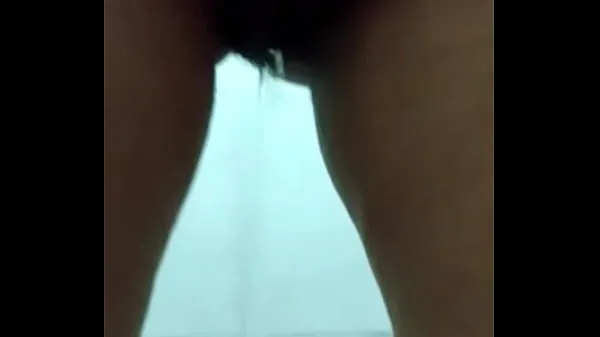 Grande My hot wife pissing hot tubo quente