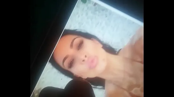 Veľká Cum Tribute Kim Kardashian teplá trubica
