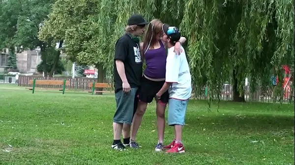 Suuri Cute blonde teenager with 2 hung guys is fucked hard in public in the middle of a street with deep throat oral blowjob and passionate sexual intercourse in her tight wet vagina penetrated by both guys in turn in this sexy exciting threesome group orgy lämmin putki