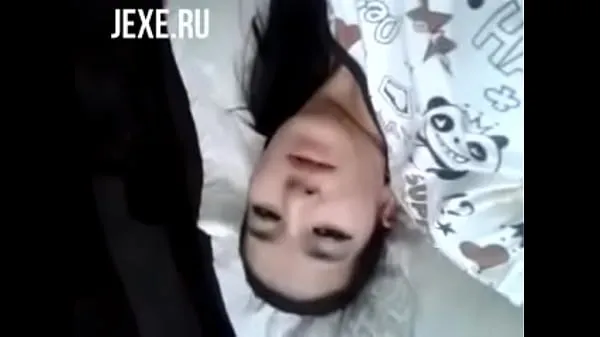Petite Uzbek Beauty Girl Fingering Pussy In Solo Masturbation Tabung hangat yang besar