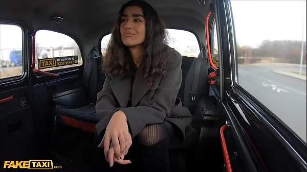 Nagy Fake Taxi Asian babe gets her tights ripped and pussy fucked by Italian cabbie meleg cső