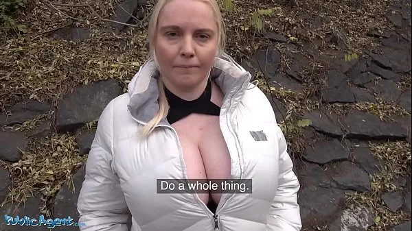 Stort Public Agent Huge boobs blonde Jordan Pryce gives blowjob for cash varmt rör