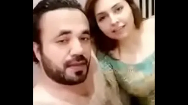 Stort uzma khan leaked video varmt rør
