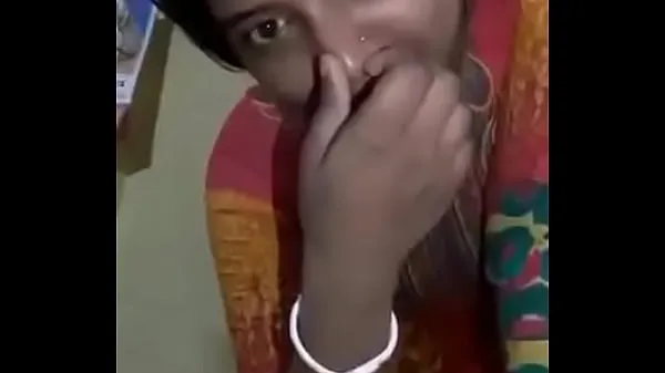 Μεγάλος Desi girl showing body θερμός σωλήνας