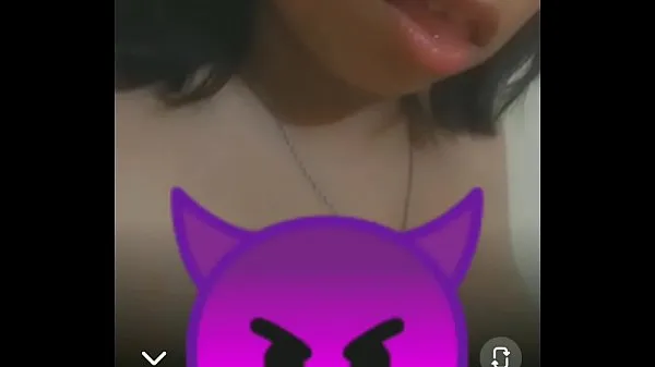 my bitch on video call Tiub hangat besar