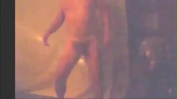 Velká gay amateur twerking naked PMV teplá trubice