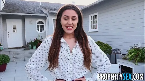 Stort PropertySex Picky Homebuyer Convinced To Purchase Home varmt rør