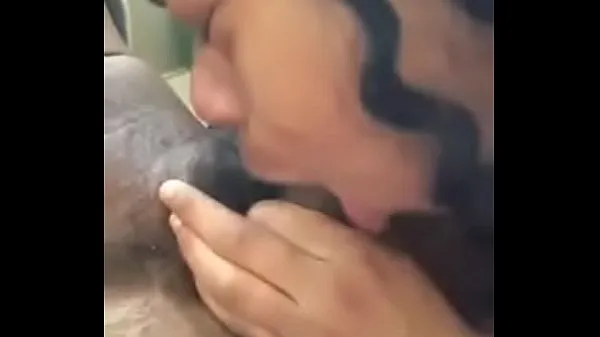 she loves sucking dick when her boyfriend goes to work Tabung hangat yang besar