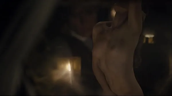 Duża Sonya Cullingford nude - THE DANISH GIRL - nipples, tits, topless, striptease, actress, writhing ciepła tuba