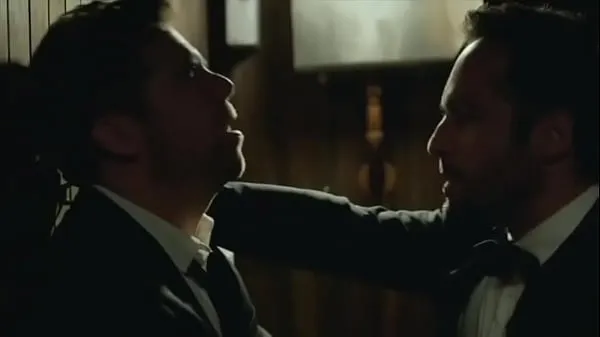 큰 Alex DImitriades and Patrick Brammall gay kiss from movie Ruben Guthrie 따뜻한 튜브