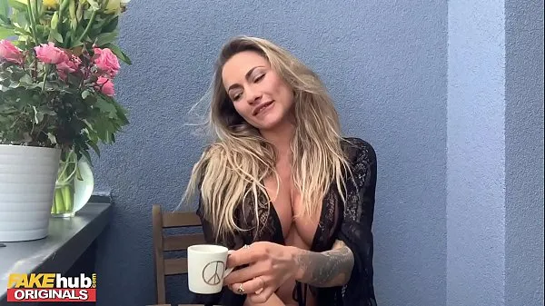 FAKEhub Stunning Blonde Michaela Isizzu Masturbates on her Balcony Tiub hangat besar