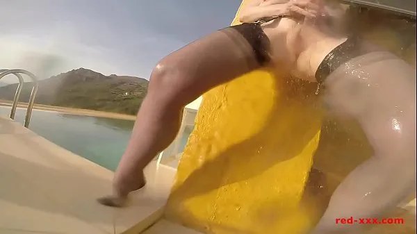 Stort Horny redhead milf with big tits masturbating outdoors varmt rör