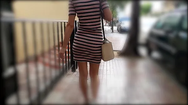 Watching Sexy Wife From Behind Walking In Summer Dress أنبوب دافئ كبير