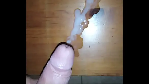 Gros Shooting a load of cum tube chaud