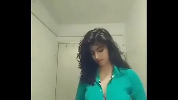 Ống ấm áp Desi girlfriend takes video for bf lớn