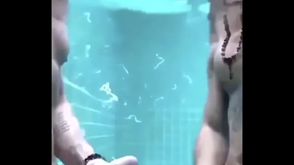 Underwater cum and masturbation Tabung hangat yang besar