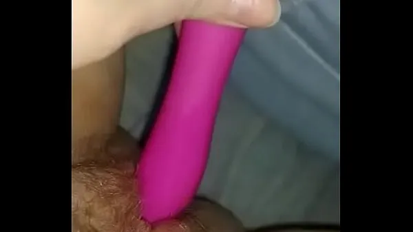 Stort Hot young girl masturbating with vibrator varmt rör