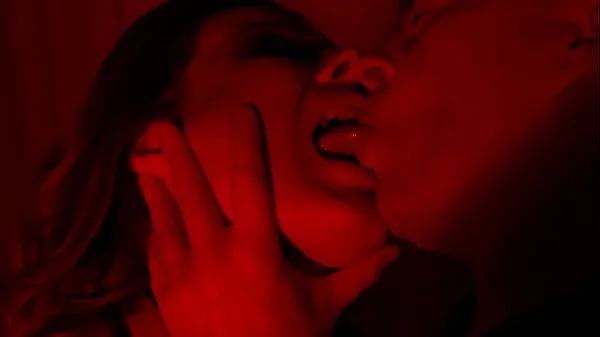Suuri Alex Angel - Sex In Space (Official Music Video lämmin putki