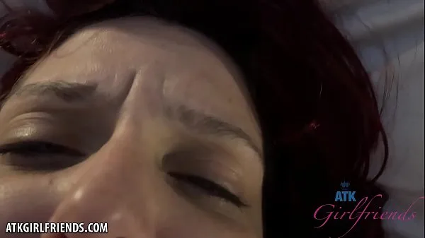 큰 Private video and GFE Experience with Amateur Redhead in a hotel room (filmed POV) fucking her hairy pussy and natural tits - CREAMPIE (Emma Evins 따뜻한 튜브