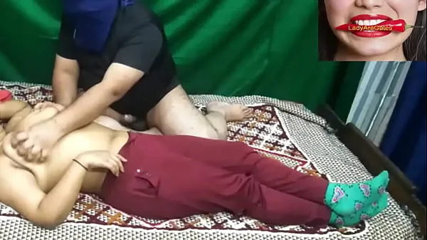 Ống ấm áp indian massage parlour sex real video lớn
