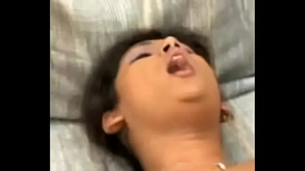 Indian babe takes facial cum shot Tabung hangat yang besar