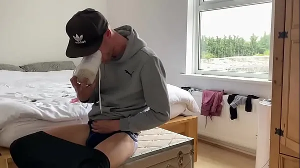 Big Chav lad wanks and shoots on his bfs sneakers warm Tube