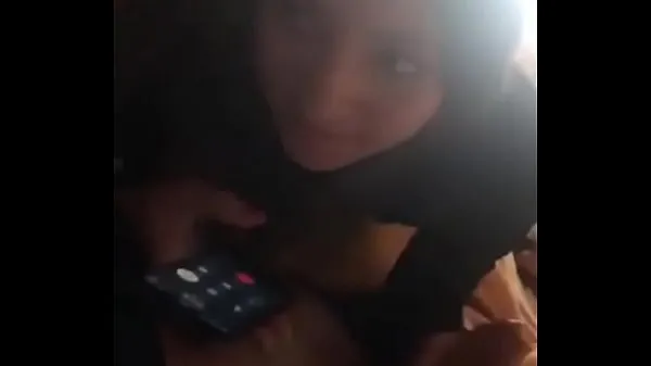 Stort Boyfriend calls his girlfriend and she is sucking off another varmt rør