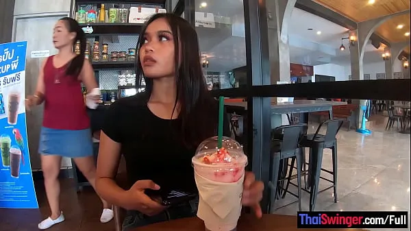 Grote Starbucks coffee date with gorgeous big ass Asian teen girlfriend warme buis