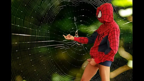 Duża Spiderman wanking ciepła tuba