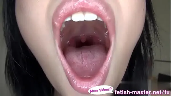 Grote Japanese Asian Tongue Spit Fetish warme buis