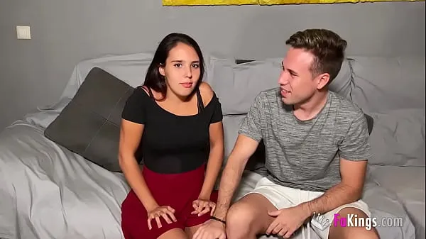 21 years old inexperienced couple loves porn and send us this video أنبوب دافئ كبير