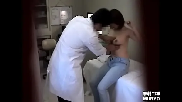 Big 21-year-old female student Kumi who is sloppy but pretty big tits, uterine palpation, devil's obstetrics and gynecology examination, hidden shooting File05-B warm Tube