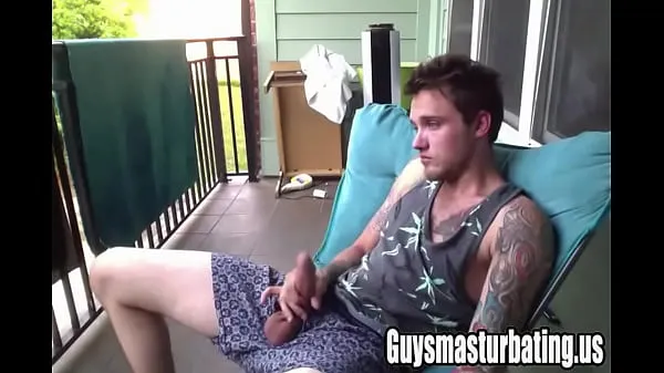 Big Hot tattooed guy jerking off on his balcony warm Tube