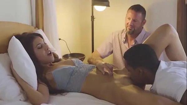 بڑی step Father watches as his beautiful daughter gets fucked by a black guy and cums in her mouth. More here گرم ٹیوب