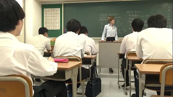 Большая Замужняя учительница, которая промокает 10 раз в классе диплом, который не может произнести голос Мио Кимишима теплая трубка