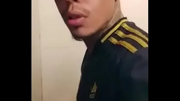 Nagy Favela youngsters fucking in the bathroom meleg cső