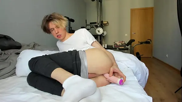 Stort First Anal Experience For A Cute Boy varmt rør