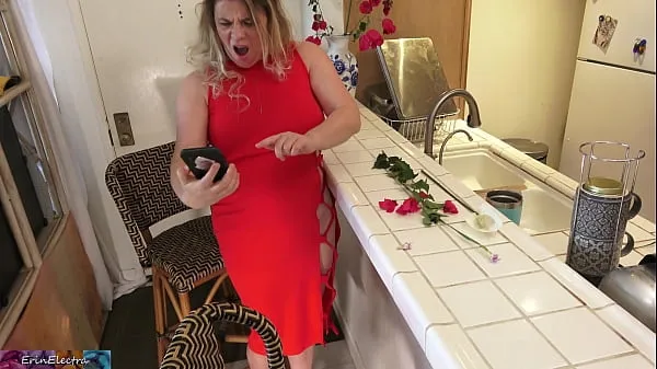 Μεγάλος Stepmom gets pics for anniversary of secretary sucking husband's dick so she fucks her stepson θερμός σωλήνας